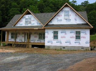 1 Flat Gap Trl, Cullowhee, NC 28723