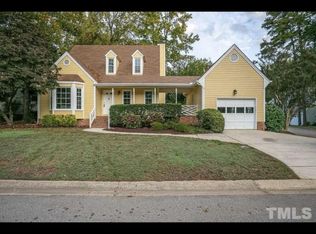 1425 Morningsdale Dr, Raleigh, NC 27609