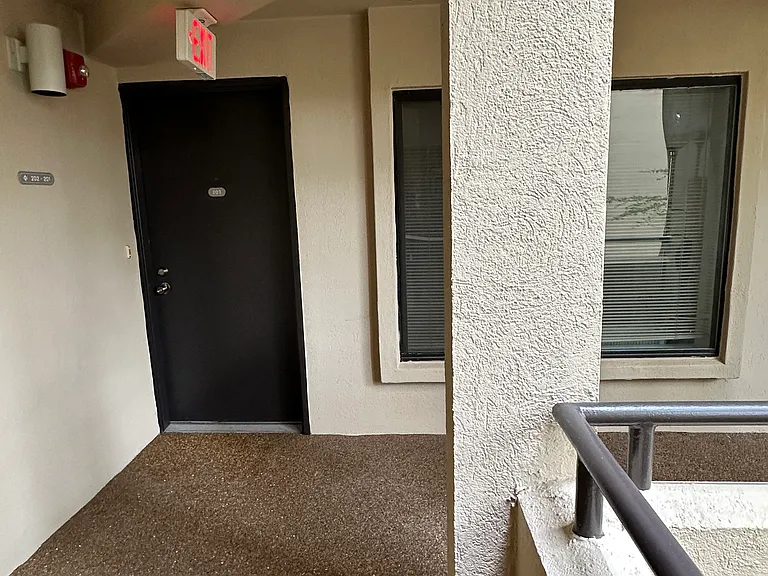 6050 California Cir #203 — Photo 10