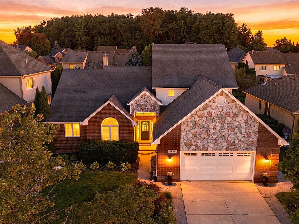 1st image of 45563 Thorn Tree Ln