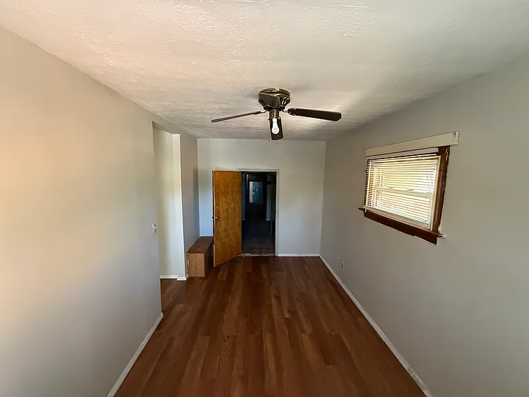 14127 Palmer Rd SW — Photo 9