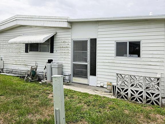 4th image of 3329 OAKWOOD BOULEVARD S