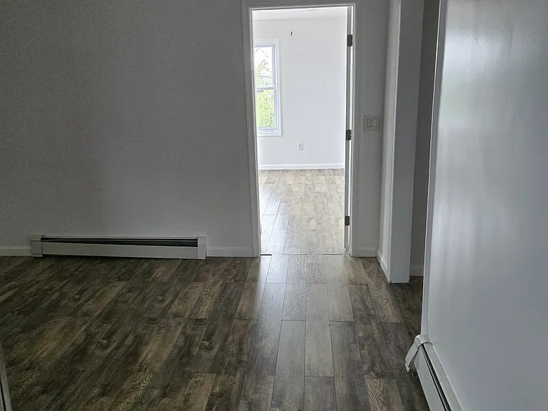 39 Union St — Photo 3