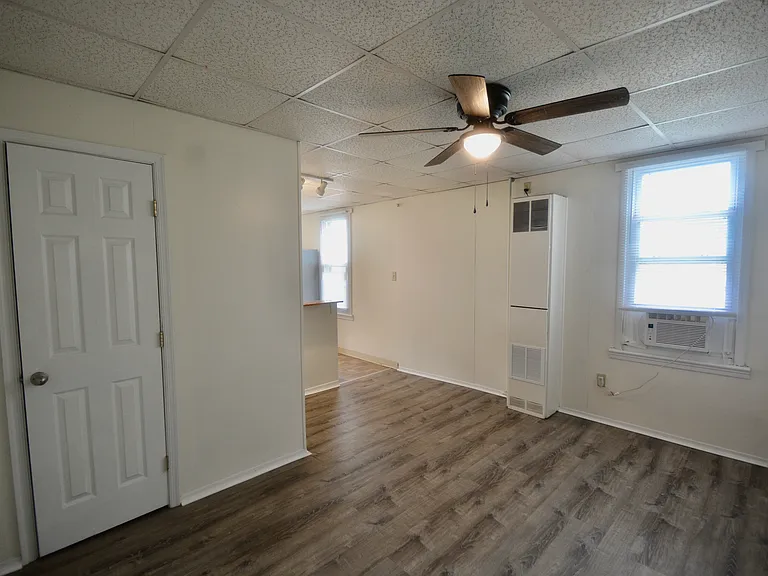 303 Smyrna Ave — Photo 10