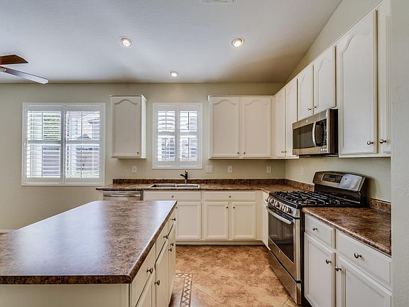 3rd image of 4312 W Powell Dr