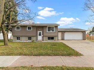 124 S Schaefer St, Appleton, WI 54915