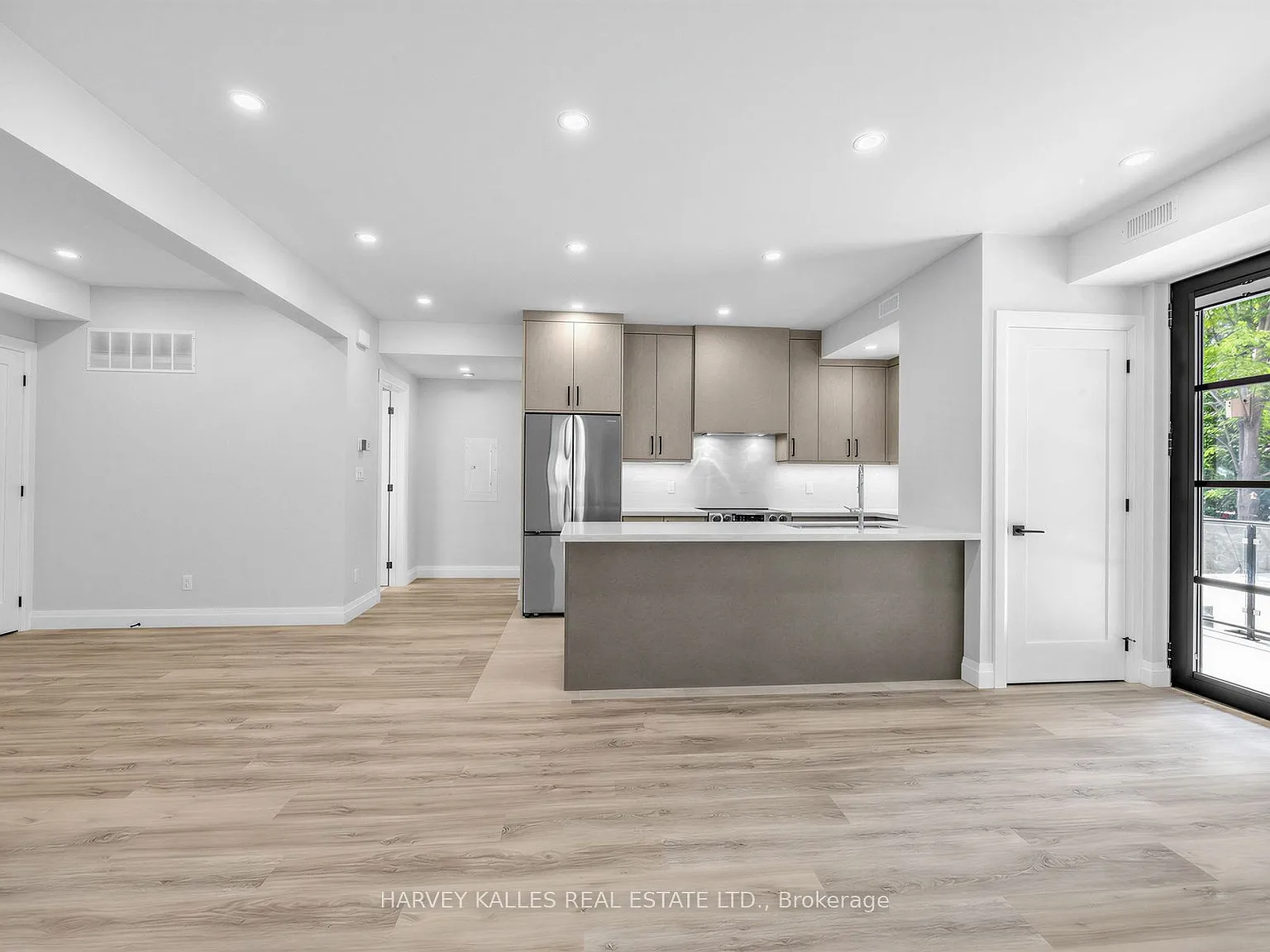 2 bed, $3,250 — Photo 4