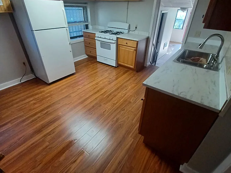 5660 Munhall Rd #B2 — Photo 4