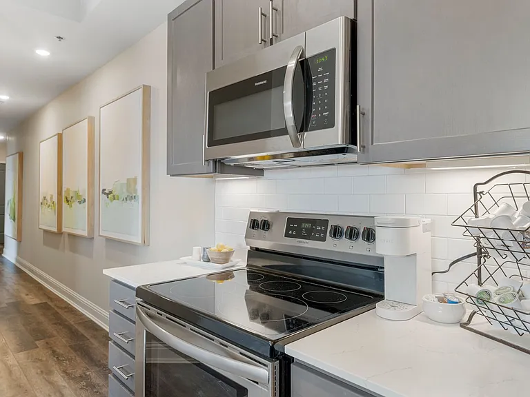 The Flats on Archer - Ask About Our Move-In Specials! — Photo 25