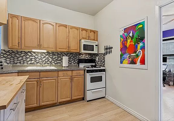 3rd image of 353 W 47th St #4-F