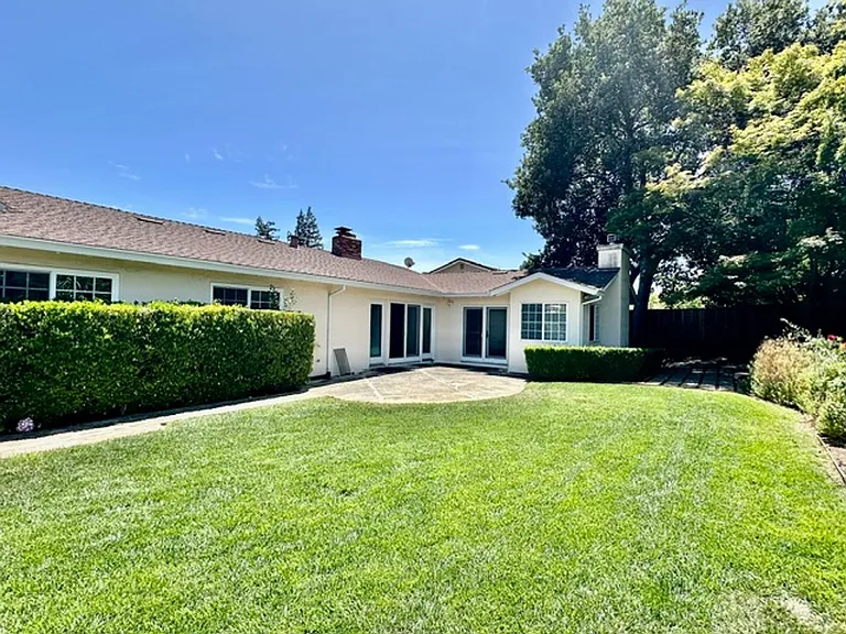 19991 Merribrook Dr — Photo 17