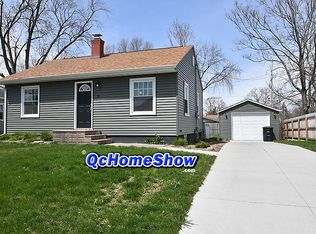 31 Berkshire Dr, Rock Island, IL
