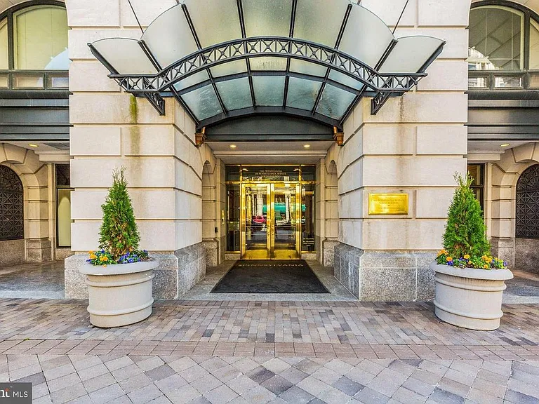 601 Pennsylvania Ave NW #211 — Photo 3
