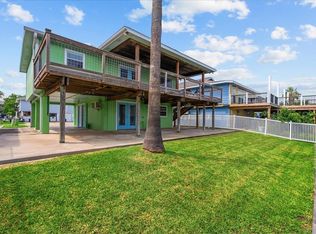 984 Bonita St, Bayou Vista, TX 77563