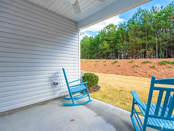 3rd image of 53 Wrenwood Dr