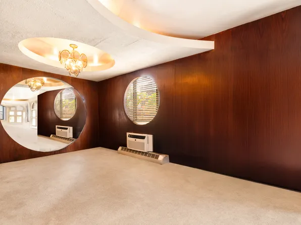 425 East 63rd Street image 5 of 28