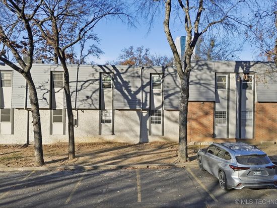 4740 E 68th St Unit 156, Tulsa, OK 74136