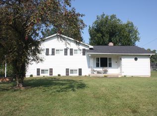 847 Oberlin Dr, Heath, OH