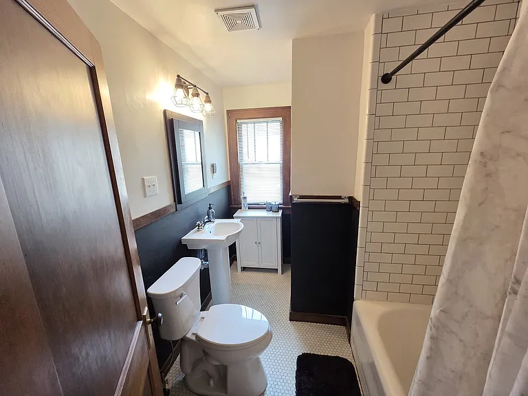 710 Harlan Ave NE — Photo 11