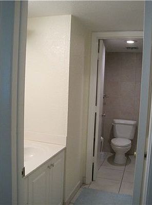 5th image of 220 Washington Ave APT 4C