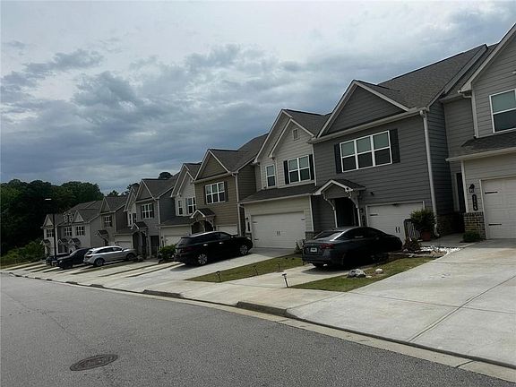2nd image of 3618 Acorn Dr