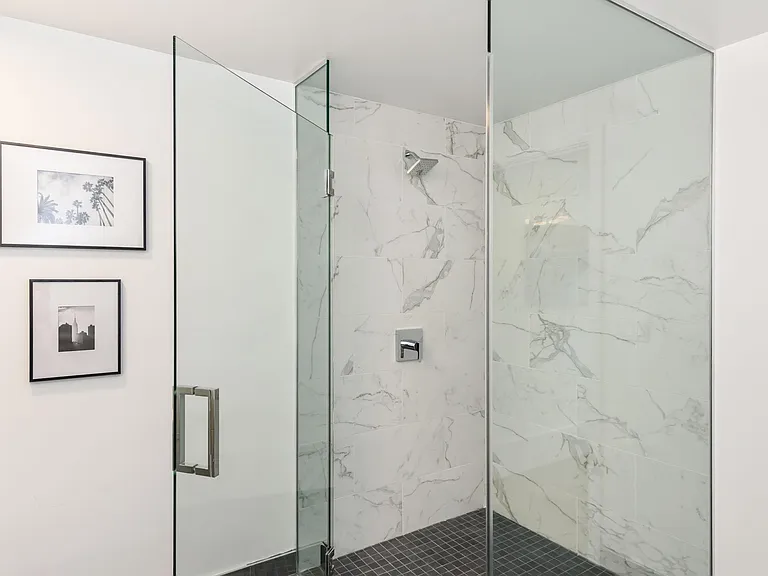 1288 Howard St #605 — Photo 15