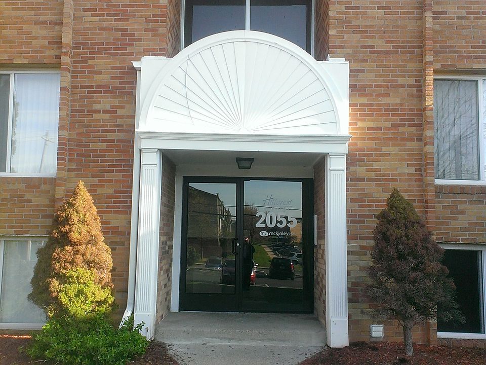1st image of 1980 Pauline Blvd