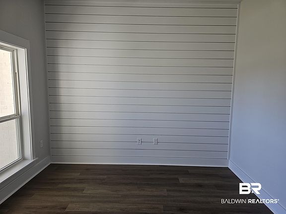 2nd image of 1625 Colony Parke Dr