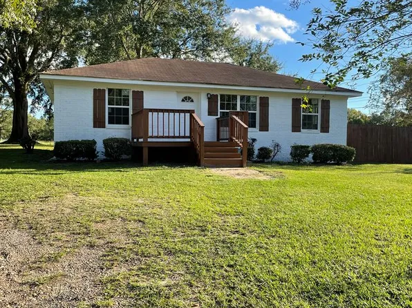 317 Clayton St, Brundidge, AL 36010