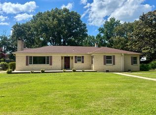 171 N Broad St, Lexington, TN 38351