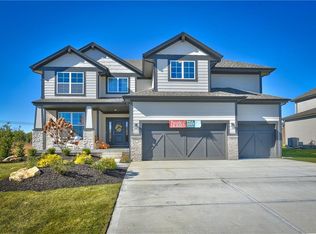 2630 W Loula St, Olathe, KS 66061