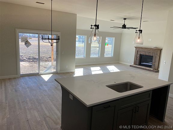 4th image of 32126 E 67th Pl S