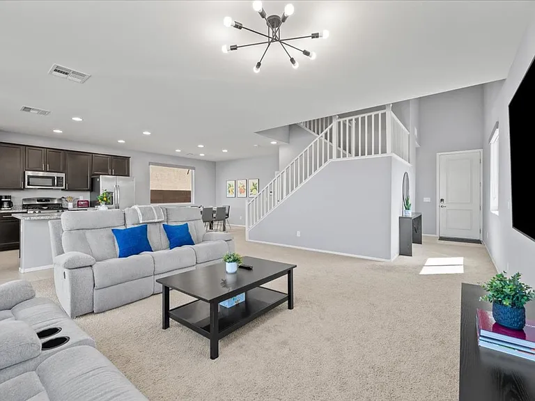 8524 Blazing Desert Ave — Photo 1