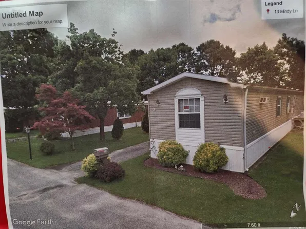 13 Mindy Lane, Bohemia, NY 11716