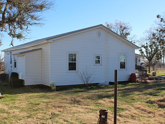 2nd image of 9607 State Highway 79 N