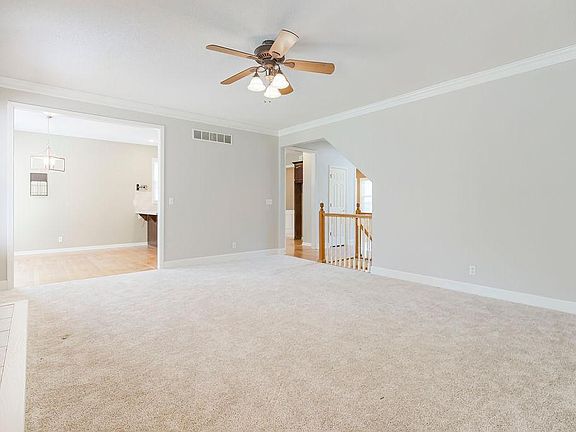 3rd image of 8201 W 144th St