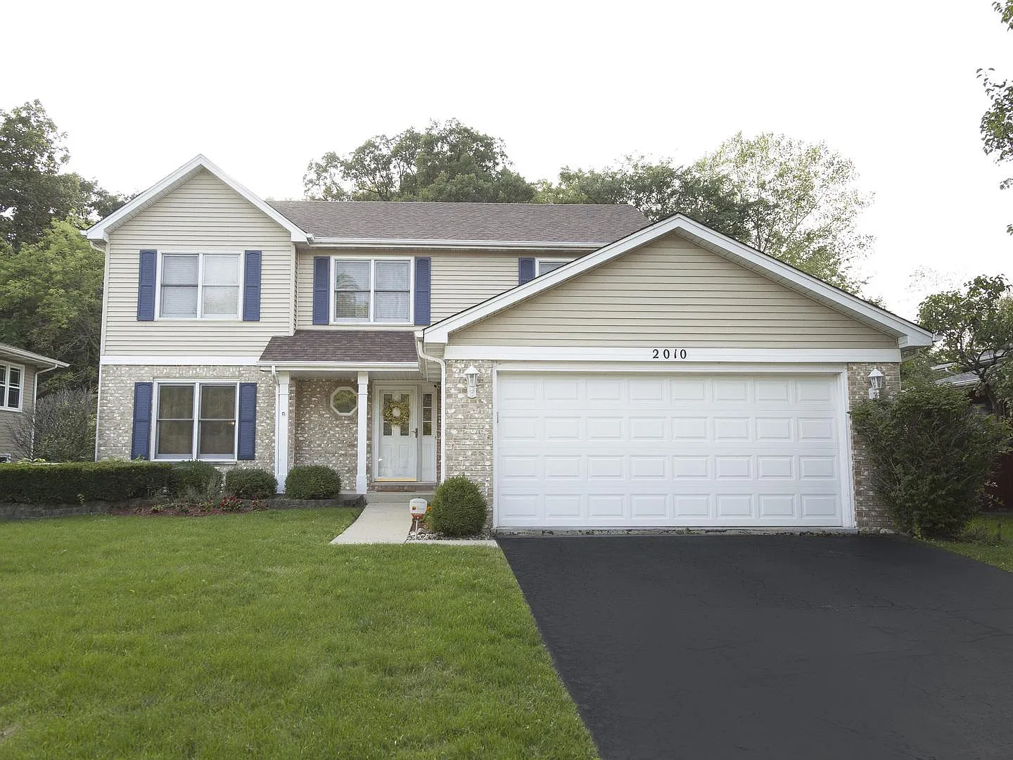 2010 Arapaho Dr photo 1