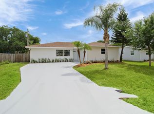 2198 SE Harrison St, Stuart, FL 34997