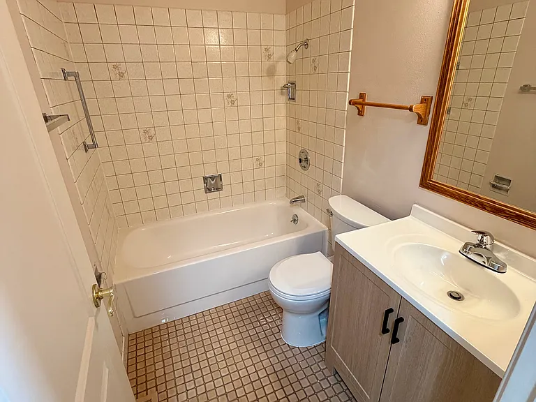 158 Rainier Cir — Photo 11