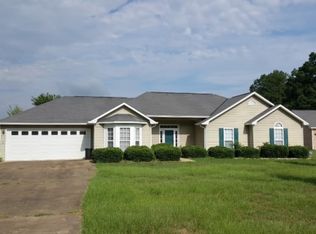 11 Pope St, Fort Mitchell, AL 36856