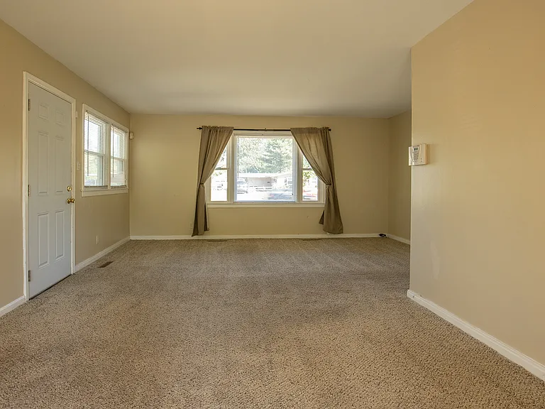 3100 Furman Blvd — Photo 31