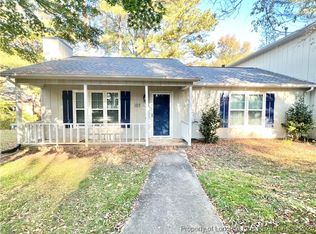 105 Chisholm Ct, Cary, NC 27511