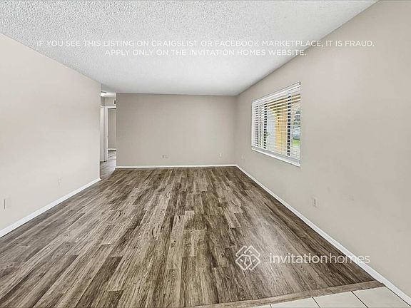 4th image of 819 Centerwood Ct