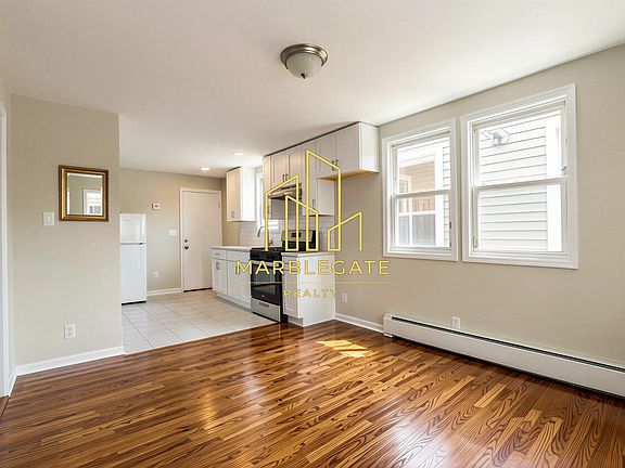 5th image of 406 S 15th St #22
