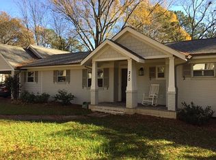 210 Heathwood Rd, Charlotte, NC 28211