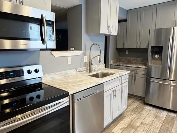 7149 Cross St, District Heights, MD 20747