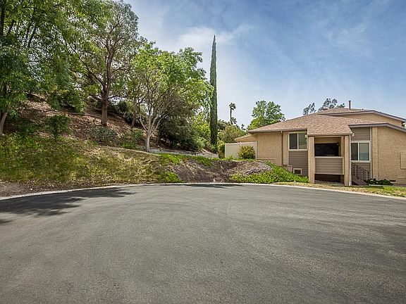 2nd image of 26124 Rainbow Glen Dr