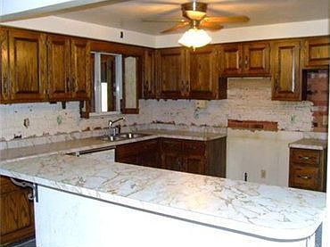 3rd image of 1977 Bernice Dr