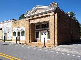 1743 New Market Rd, New Market, AL 35761