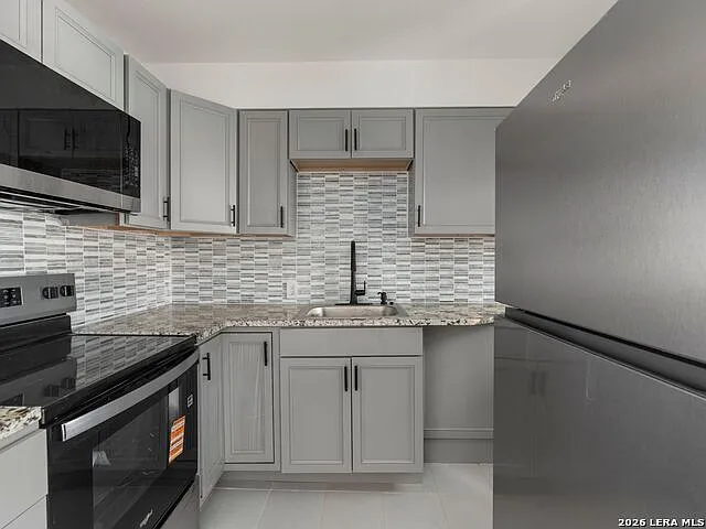 204 E Rosewood Ave #1 — Photo 10